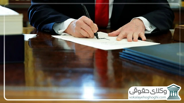 مشاوره با وکیل چه مزایایی دارد؟ چه سوالاتی را باید در جلسه مشاوره از وکیل پرسید؟