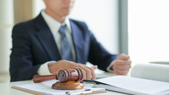 اهمیت حفاظت از حقوق توسط وکیل حقوقی