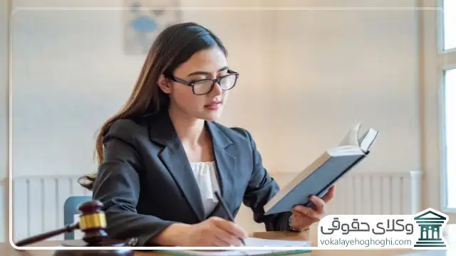 چرا بعضی افراد وکیل زن در اهواز را ترجیح می دهند؟
