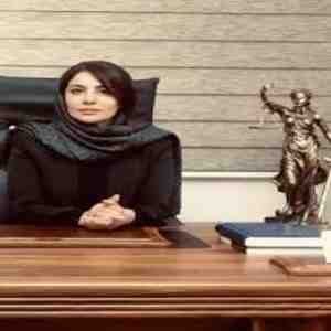 الهام گوشوائی بهترین وکیل زن در شهریار